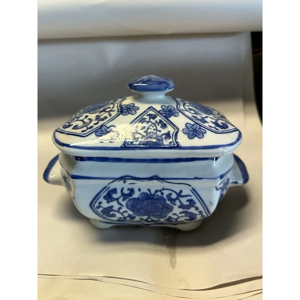 Vintage Blue & White Chinese Bowl with Lid, Hallmarked